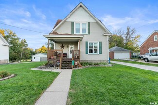 712 W Edgington St, Reynolds, IL 61279