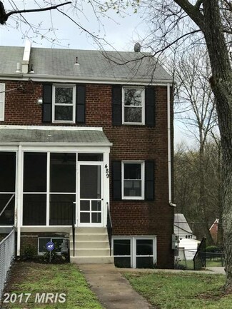 489 Burbank St SE, Washington, DC 20019