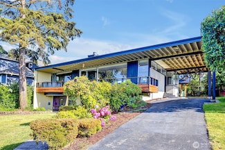 7221 S Sunnycrest Rd, Seattle, WA 98178