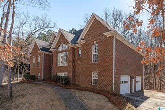 172 Silverleaf Dr, Pelham, AL 35124