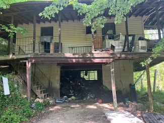 20 Pelfrey Hollow Dr, East Lynn, WV 25512