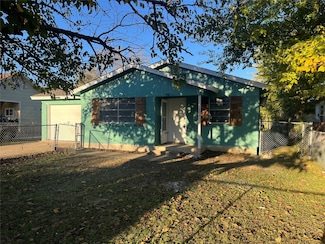3204 NW 29th St, Fort Worth, TX 76106