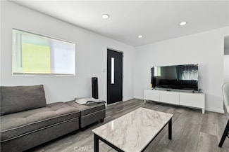 1900 Artesia Blvd Unit 4, Torrance, CA 90504