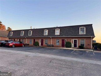 3925 Mountain View Rd, Oakwood, GA 30566