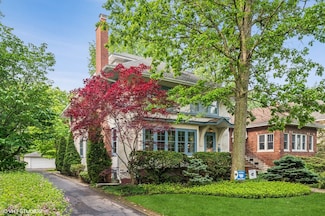 815 Linden Ave, Wilmette, IL 60091