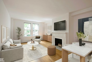 40 W 55th St Unit 3C, New York, NY 10019