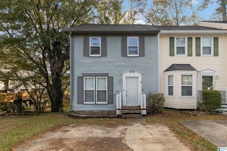 335 Jamestown Manor Dr, Gardendale, AL 35071