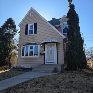 3731 S 56th St, Milwaukee, WI 53220