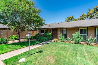 4849 N 7th St Unit E, Fresno, CA 93726