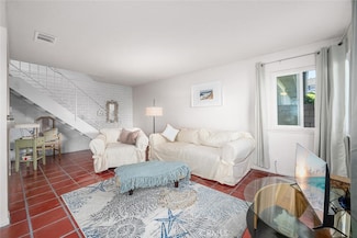 16393 Del Oro Cir Unit 123, Huntington Beach, CA 92649