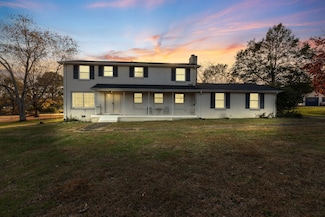 1045 Fontaine Dr, Goodlettsville, TN 37072