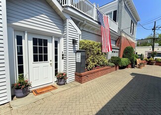 2076 Boston Post Rd Unit 2nd fl-left, Larchmont, NY 10538