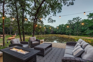 1619 Bloomfield Rd, Valley View, TX 76272