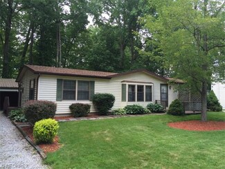 17478 Afton Ave, Lake Milton, OH 44429