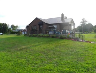342 Ceylon Rd, Carmichaels, PA 15320