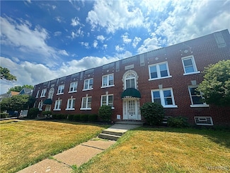 7 Winchester Place, Buffalo, NY 14217