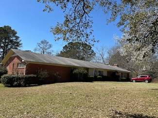 305 Ridge Rd, Kilmichael, MS 39747