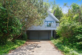 2521 Lake Shore Dr, Long Beach, IN 46360