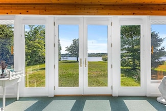 3275 S Sunrise Ln, Lake Leelanau, MI 49653