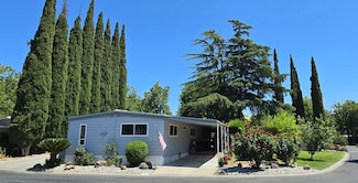 24 Outer Cir, Davis, CA 95618