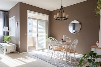 673 Kingfisher Ln Unit H, Woodbury, MN 55125