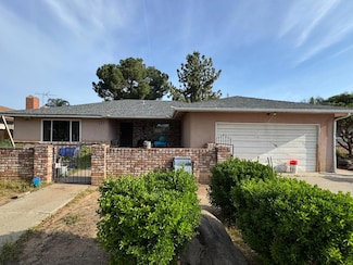 3038 E Sample Ave, Fresno, CA 93710