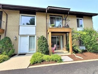 1414 Lehigh Ave Unit A1, Glenview, IL 60026