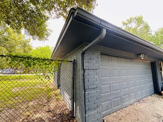 623 Lakeville Dr, Kingwood, TX 77339