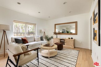 936 N Hudson Ave Unit 102, Los Angeles, CA 90038