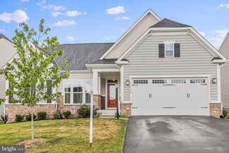 112 Coneflower Way, Lake Frederick, VA 22630