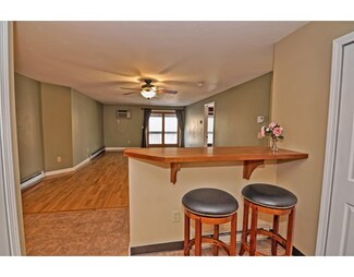 11 Gibbs St Unit 111, Worcester, MA 01607