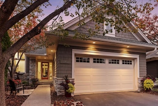 1760 Waterford Ct, Golden Valley, MN 55422