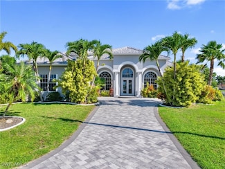 2705 SW 30th Terrace, Cape Coral, FL 33914
