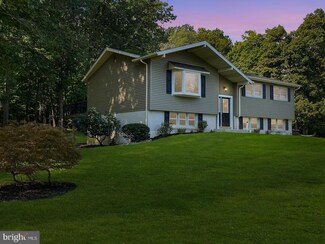 436 Thomas St, Alburtis, PA 18011
