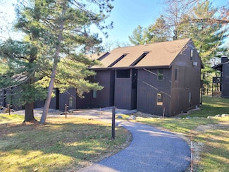 1 Aspen Trail, Wisconsin Dells, WI 53965
