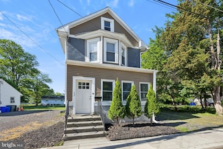 63 Packard Ave, Woodbury, NJ 08096