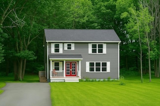 37 Coe St, Auburn, ME 04210