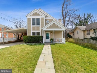 557 N Piedmont St, Arlington, VA 22203