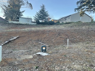 37860 College St Unit 22/21, Sandy, OR 97055