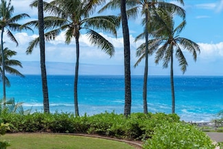 1 Bay Dr Unit 2204, Lahaina, HI 96761