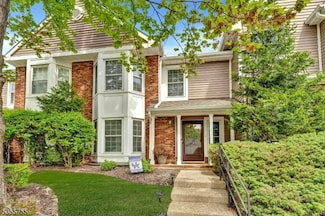 43 Woodledge Ct, Rockaway, NJ 07866