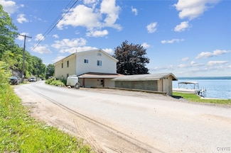 1659 Honoco Rd, Aurora, NY 13026