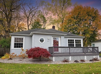 301 W Sugnet Rd, Midland, MI 48640