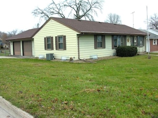 804 5th St SE, Mason City, IA 50401