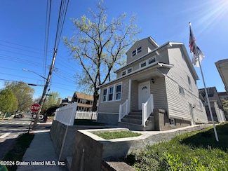 201 Willard Ave, Staten Island, NY 10314