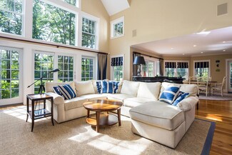 5 High Ridge Dr, Mattapoisett, MA 02739