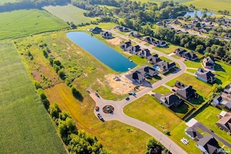 7525 Lauren Dr, Evansville, IN 47725