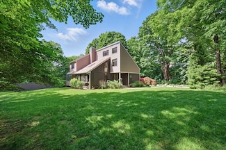 224 East St, Sharon, MA 02067