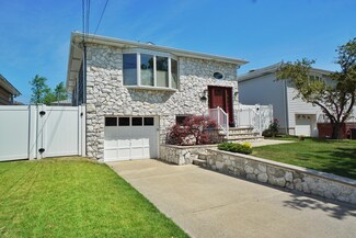 875 Stafford Ave, Staten Island, NY 10309