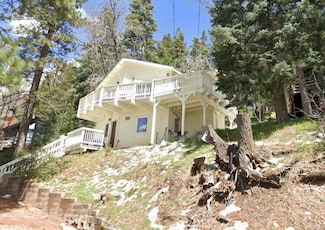 30616 Ferndale Dr, Running Springs, CA 92382
